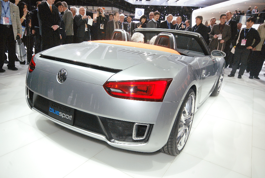 Detroit 2009: Volkswagen enthüllt Roadster Concept Blue Sport