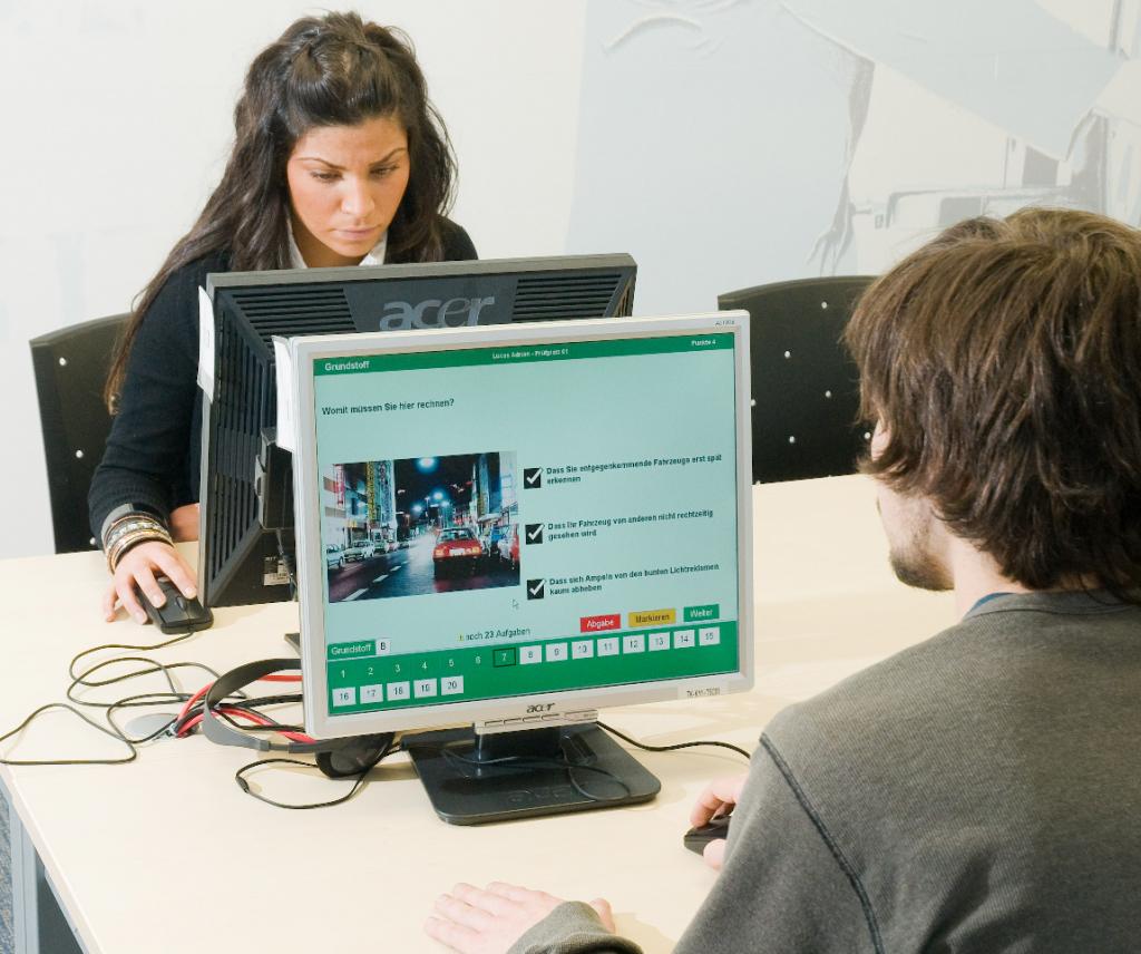 Führerscheinprüfung per Mausklick