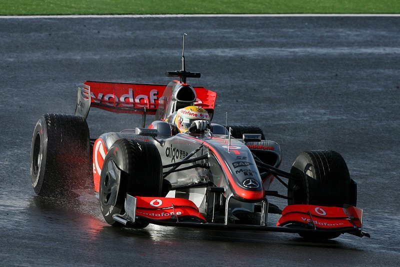 Hamilton: Formel-Unberechenbar: Mit Lockerheit zum Ziel Titelverteidigung