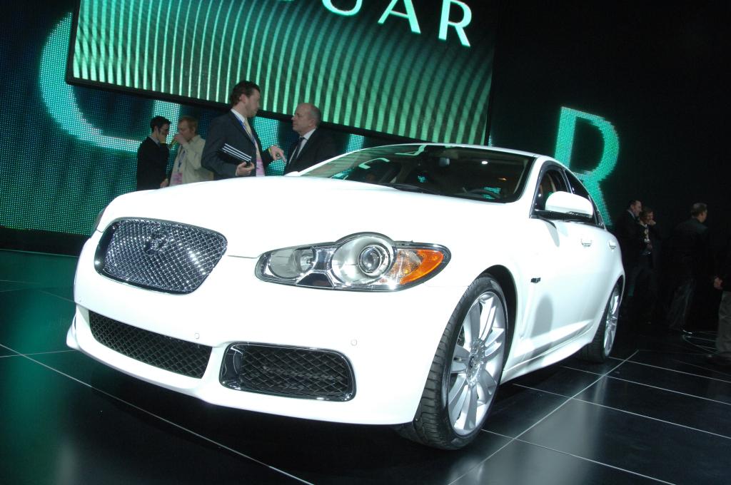 Jaguar jetzt mit R-Version des XF