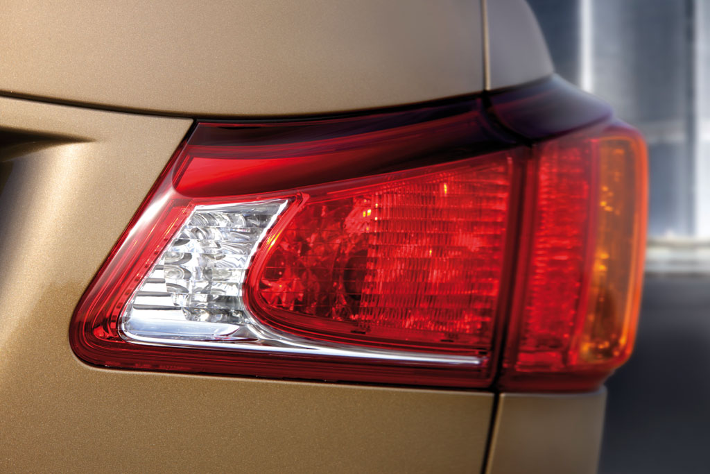 Lexus IS für 2009 überarbeitet