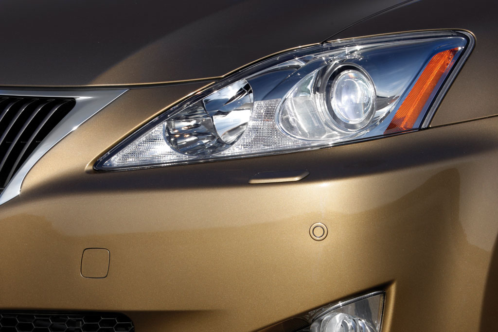 Lexus IS für 2009 überarbeitet
