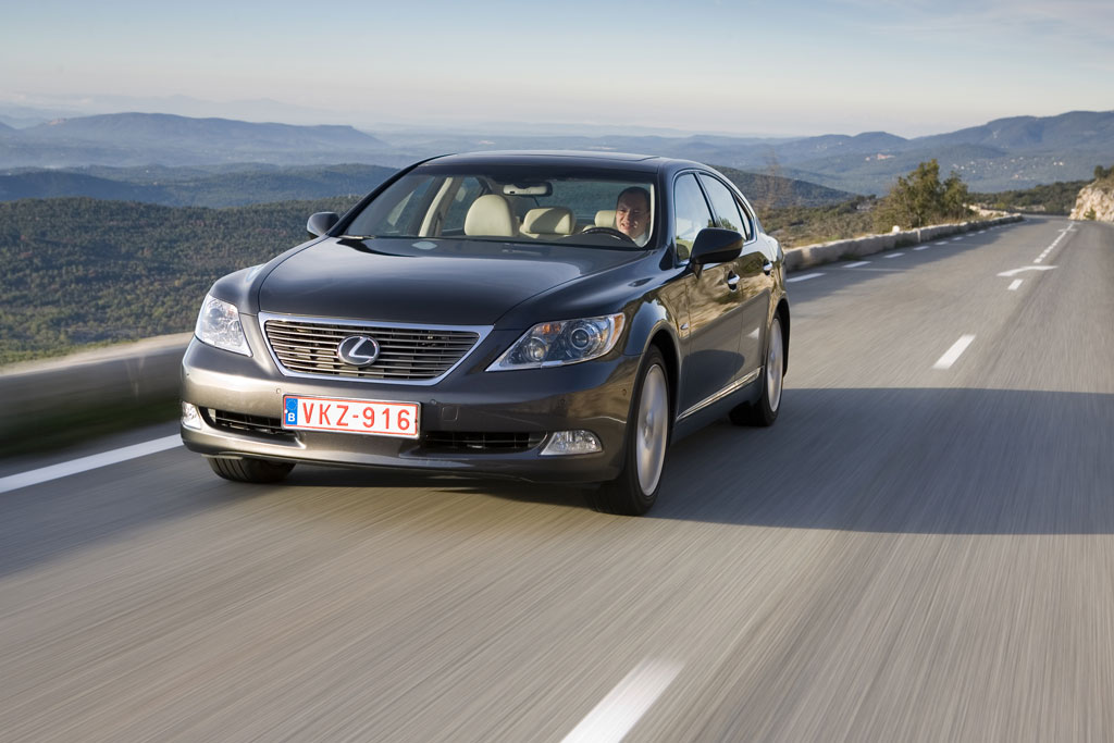 Lexus LS 460 AWD: Leiser Luxus mit Allrad 