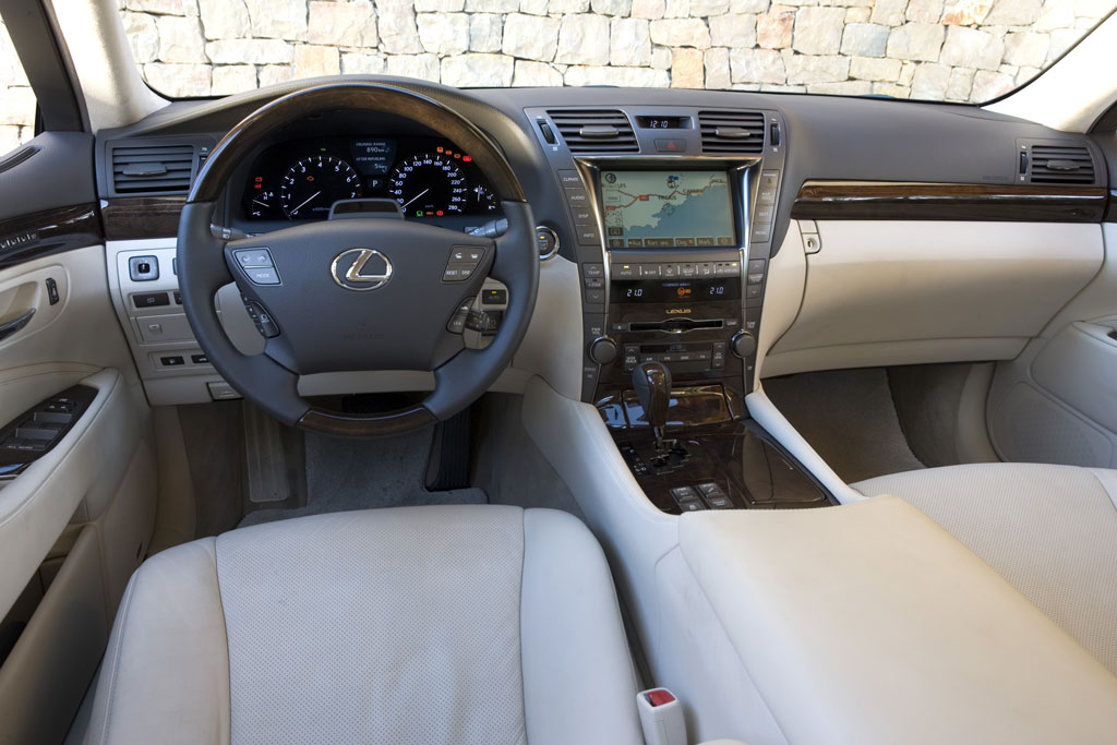 Lexus LS 460 AWD: Leiser Luxus mit Allrad 