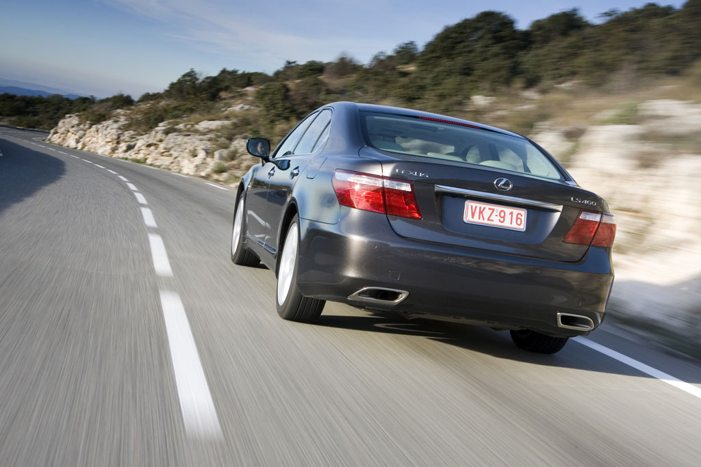 Lexus LS 460 AWD: Leiser Luxus mit Allrad 