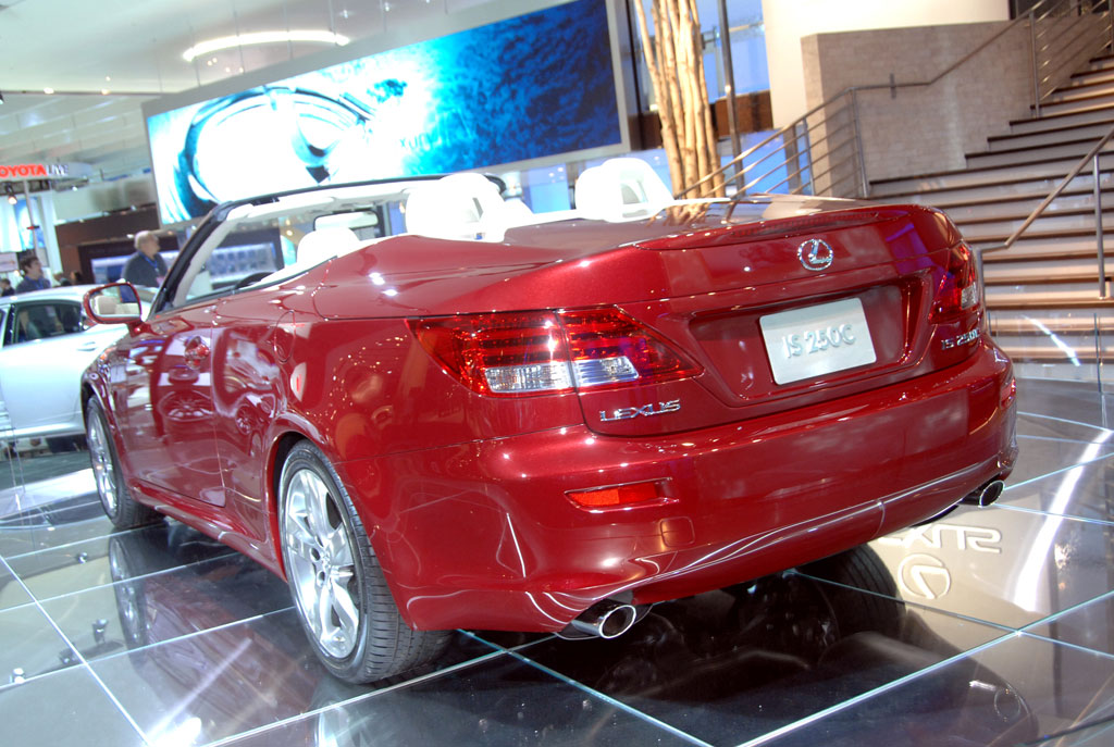 Lexus in Detroit 2009