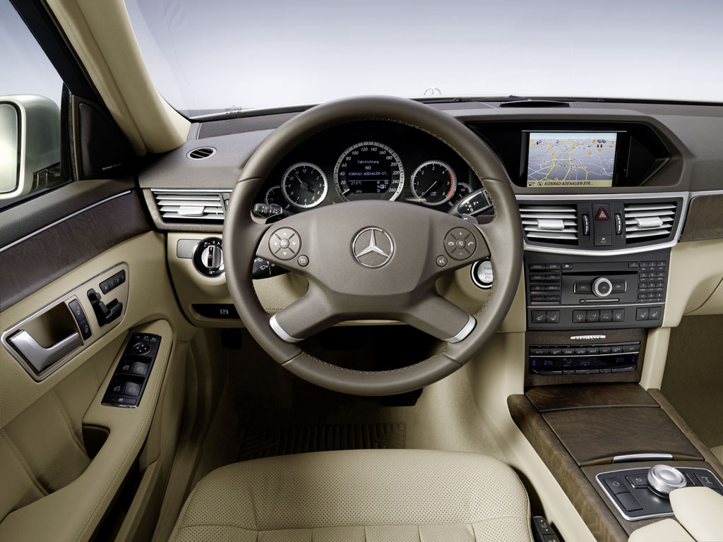 Mercedes-Benz E-Klasse startet bei 41 590 Euro