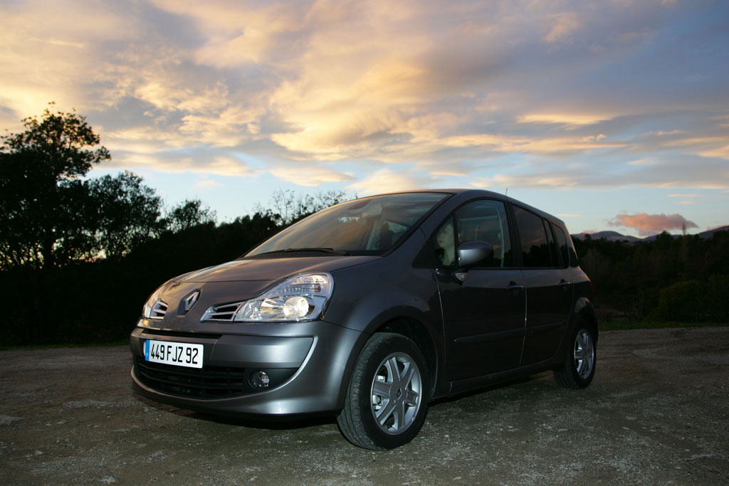 Renault Modus jetzt serienmäßig mit ESP