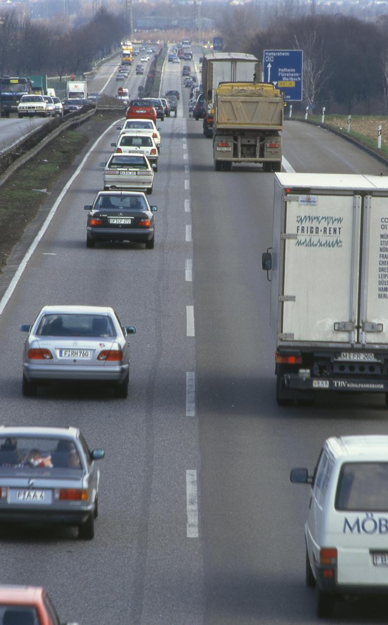 Studie: Lkw sind schmutzig und gefährlich 
