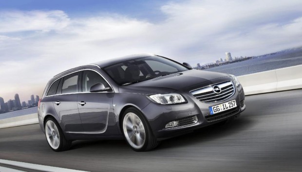 Alternative zu Genf: Opel Insignia Kombi auf der Cebit 