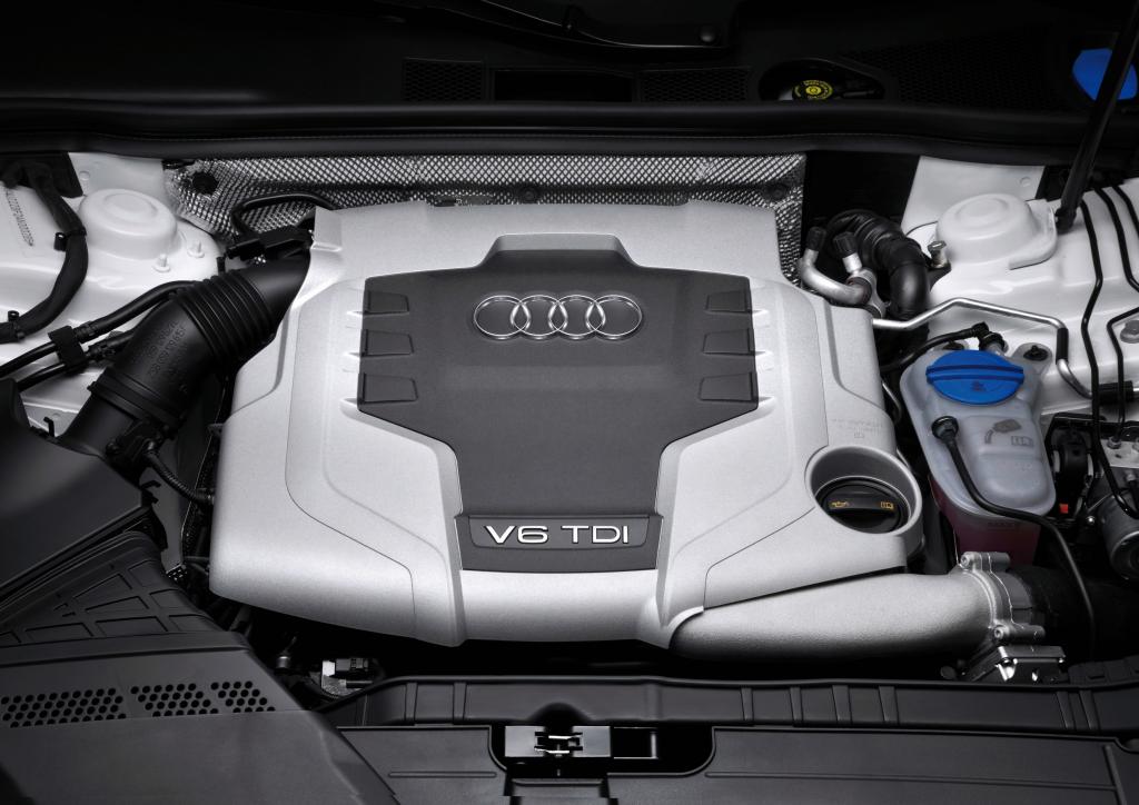 Auch das Audi A5 Cabrio kommt mit Stoffverdeck