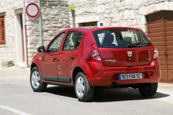 Dacia ergänzt Motorenangebot für Sandero