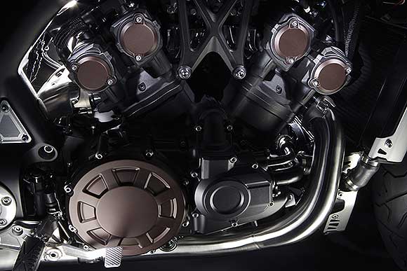 Der brachiale Motor bringt satte 200 PS aus 1,7 Liter Hubraum.