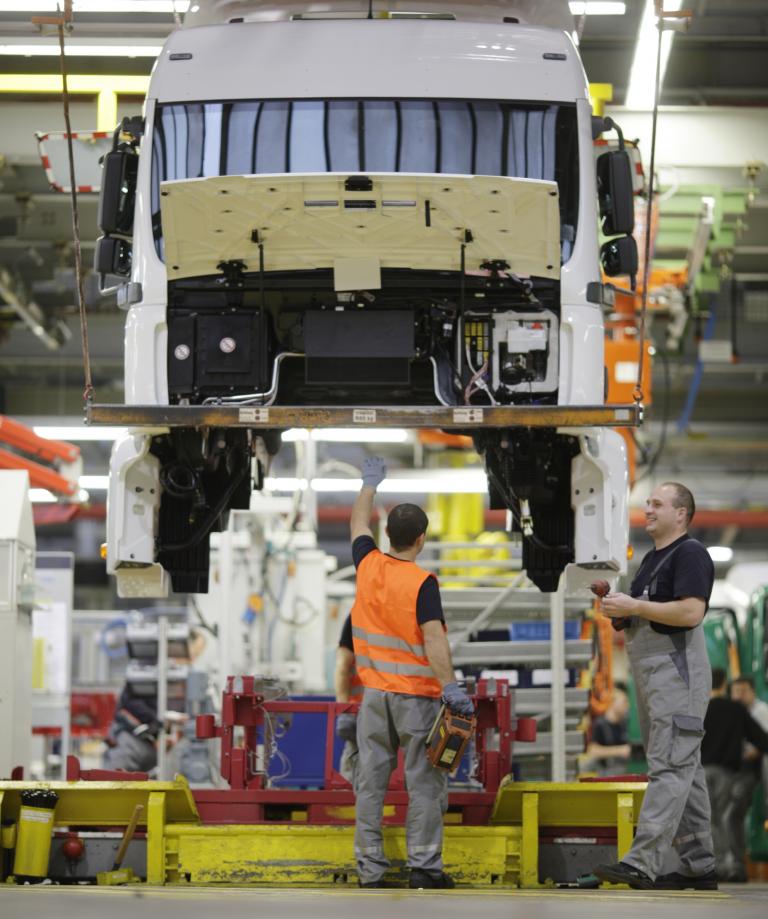 Drastischer Auftragsrückgang bei Lkw-Herstellern