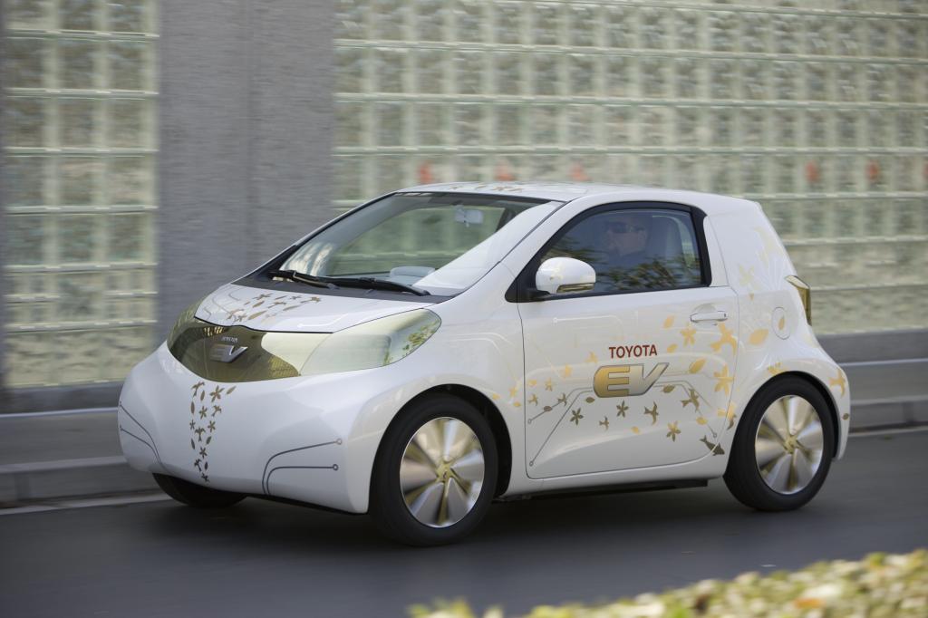 Elektroauto-Studie von Toyota mit Europapremiere 