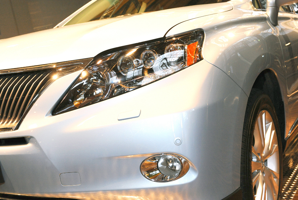 Genf 2009: Lexus präsentiert RX 450h