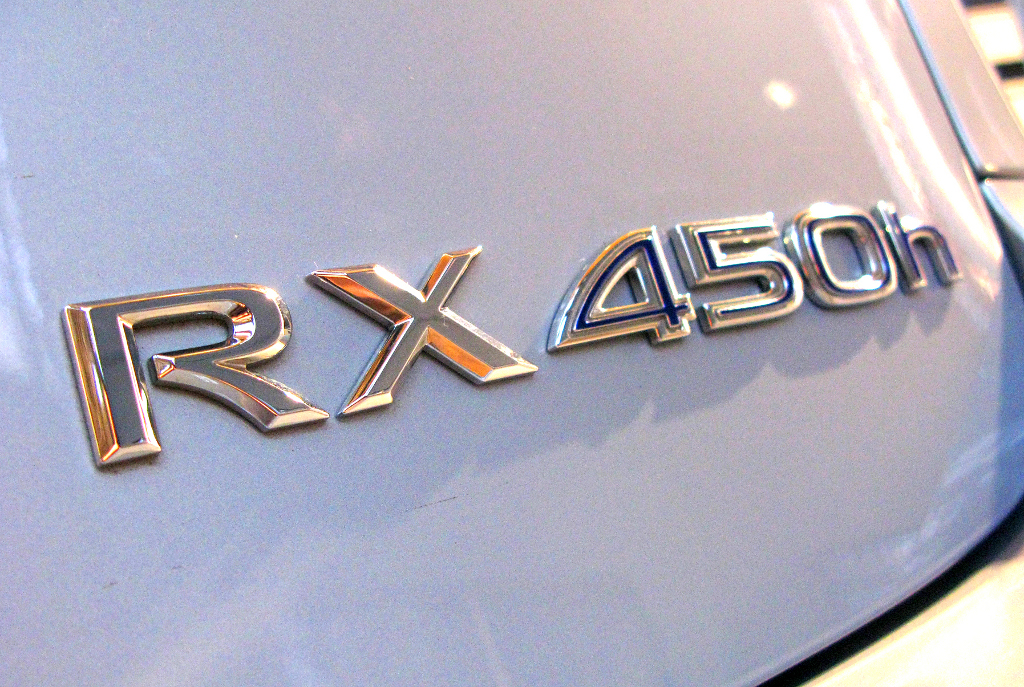 Genf 2009: Lexus präsentiert RX 450h