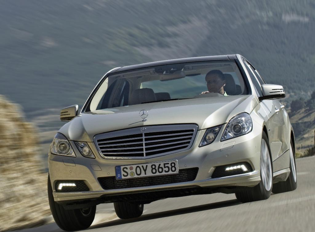 Genf 2009: Vorschusslorbeeren für die Mercedes-Benz E-Klasse