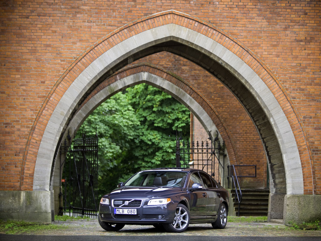 Genf 2009: Überarbeiteter Volvo S80 mit zwei Fahrwerken