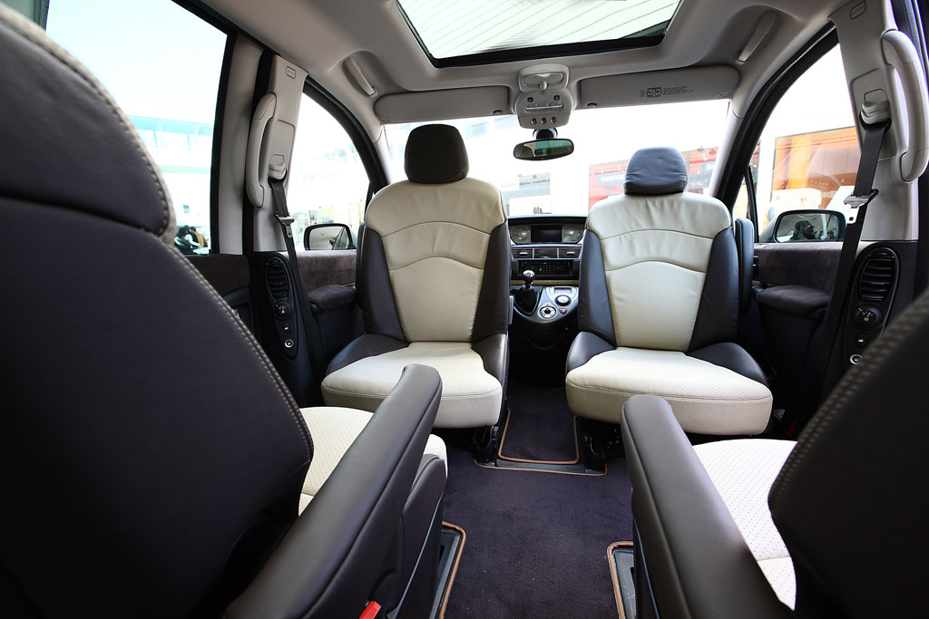 Neues Sondermodell des Lancia Phedra  
