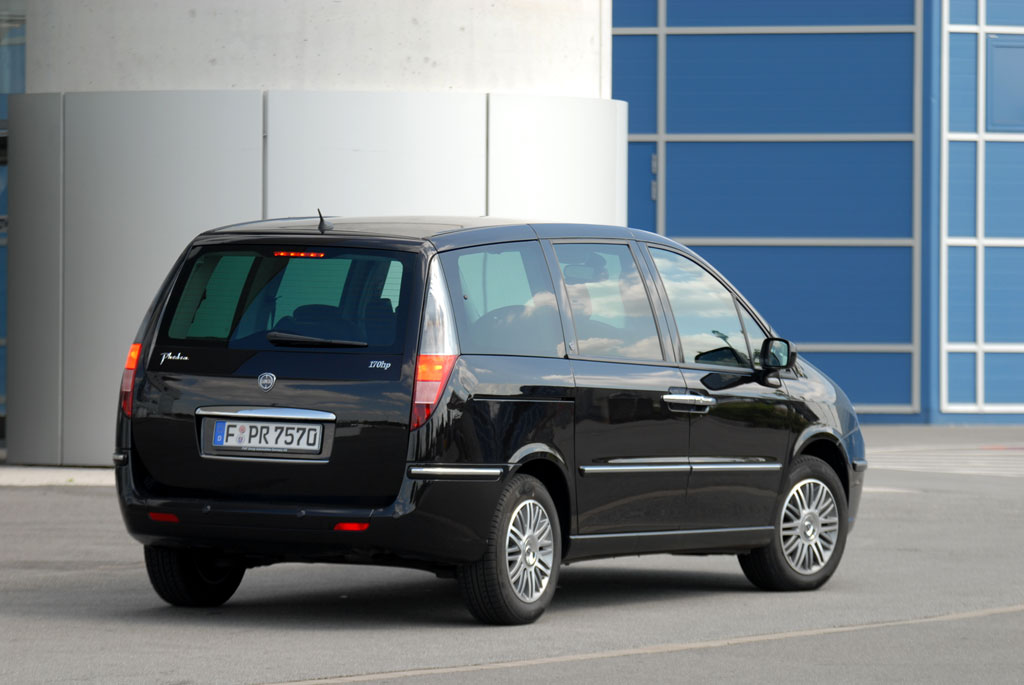 Neues Sondermodell des Lancia Phedra  