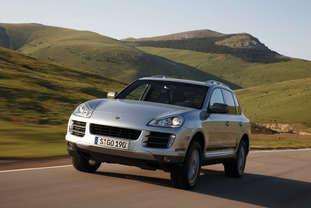 Porsche Cayenne S Hybrid: Mit Strom gegen den Durst 