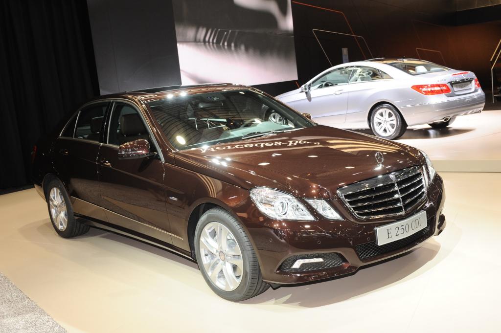 AMI 2009: Deutschland-Debüt für Mercedes-Benz E-Klasse Coupé
