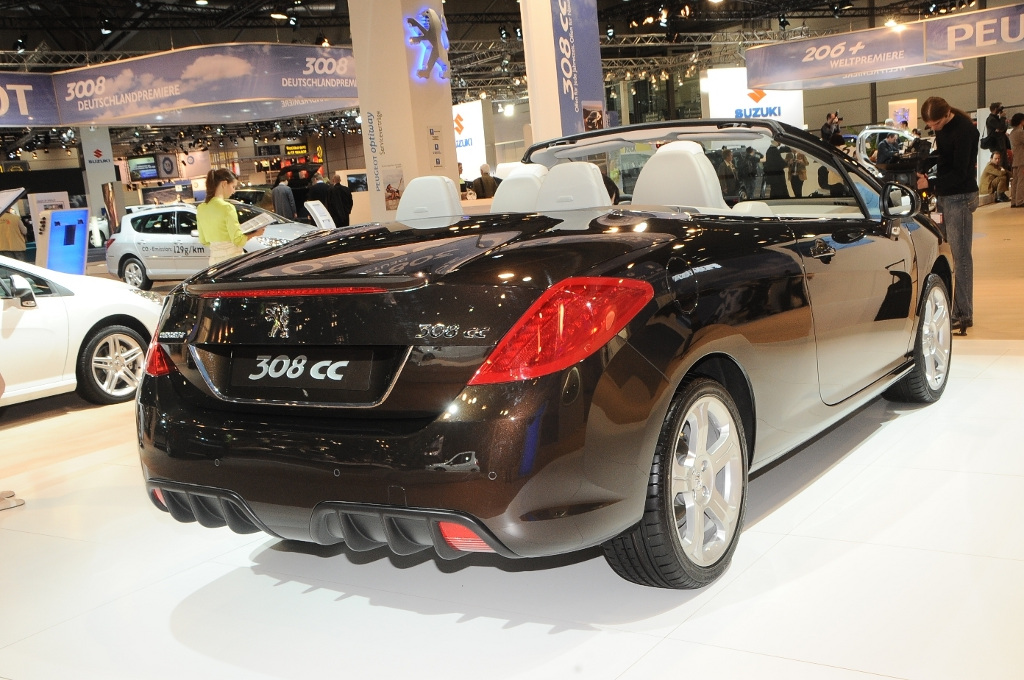 AMI 2009: Eine Welt- und zwei Deutschlandpremieren bei Peugeot