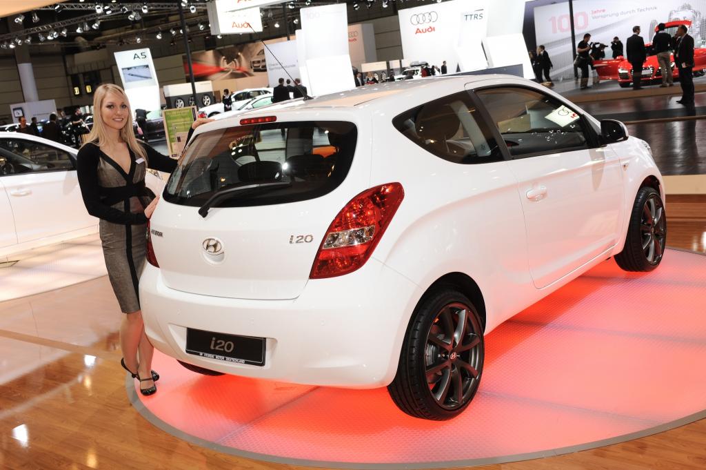 AMI 2009: Hyundai zeigt ix55 und Oberklasselimousine Genesis