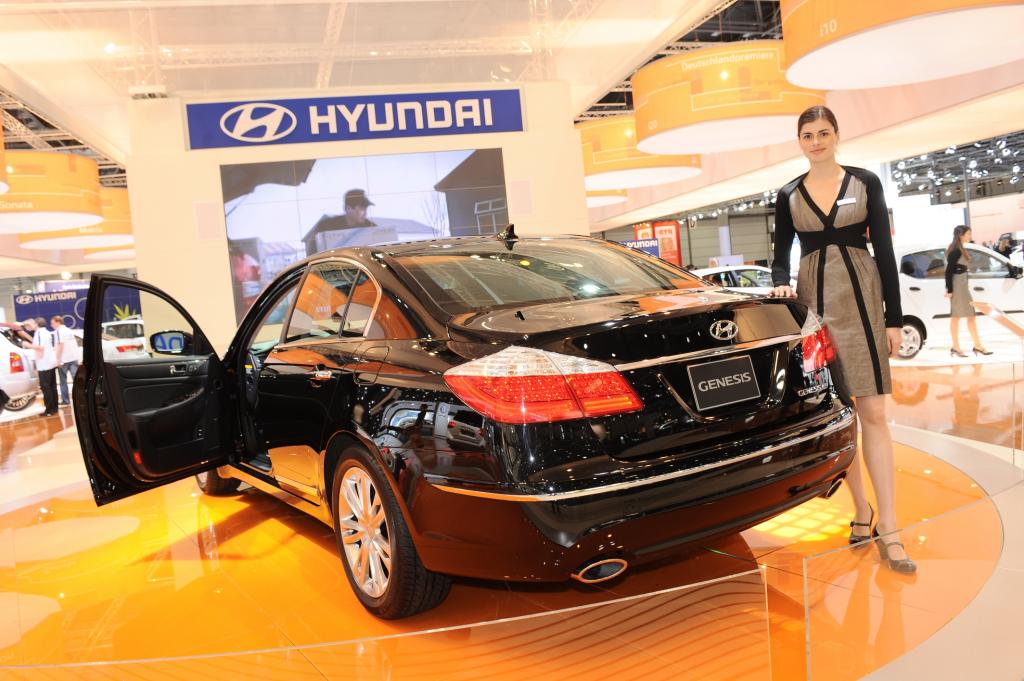 AMI 2009: Hyundai zeigt ix55 und Oberklasselimousine Genesis