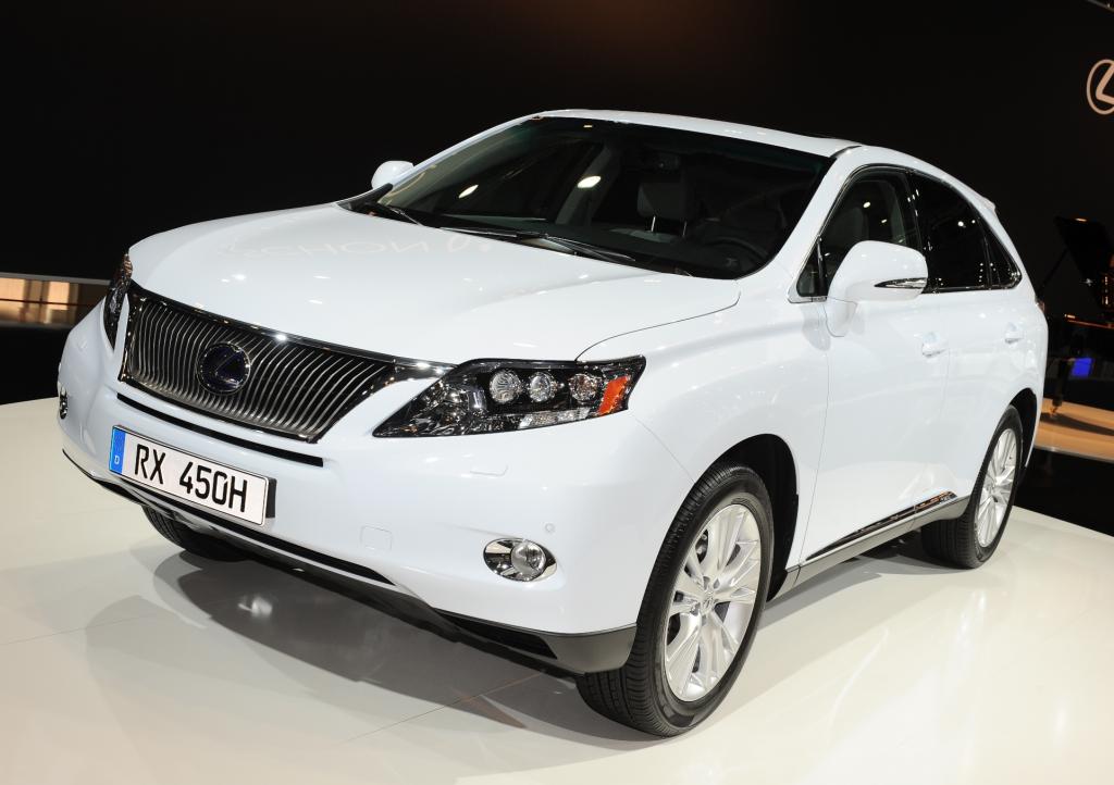 AMI 2009: Lexus mit zwei Premieren