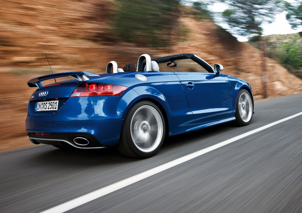 AMI: Premiere für Audi TT RS Roadster 
