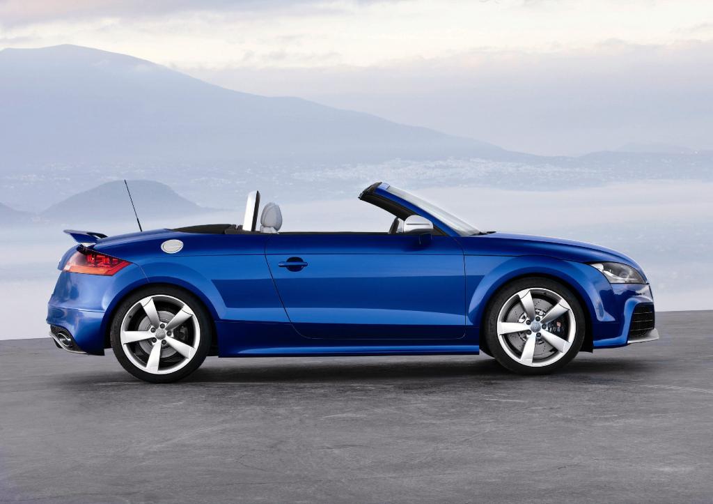 AMI: Premiere für Audi TT RS Roadster 