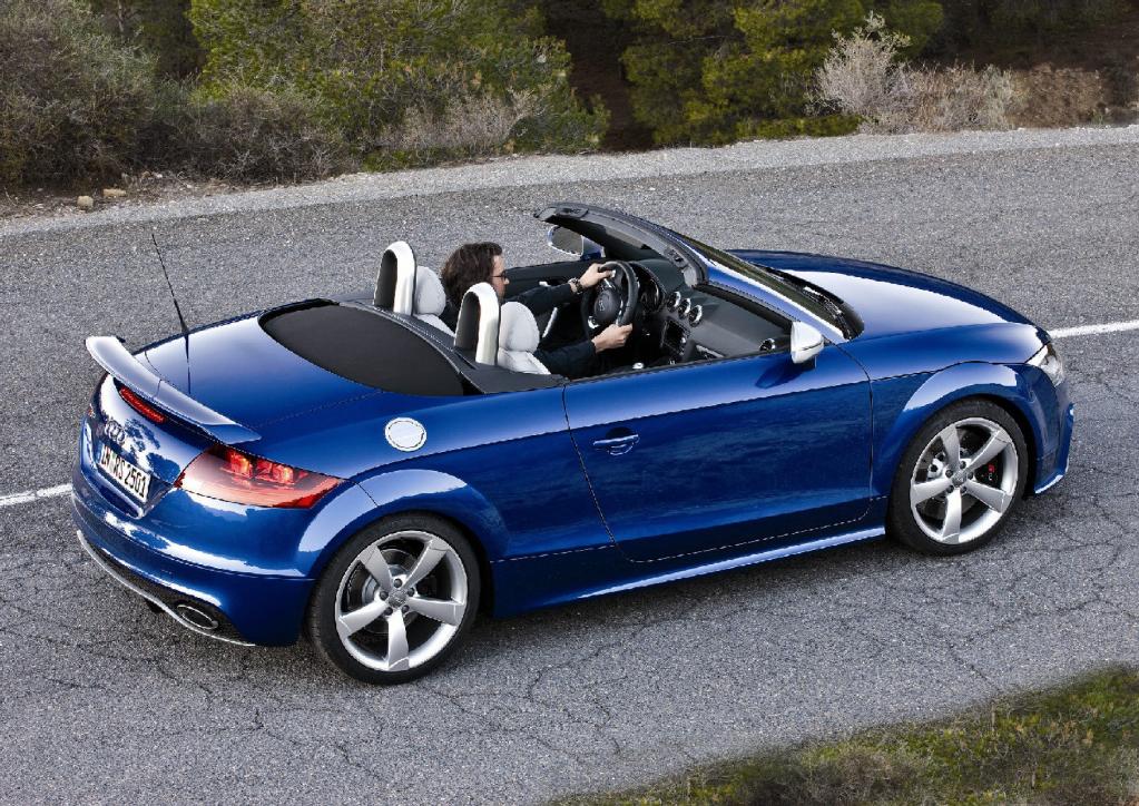 AMI: Premiere für Audi TT RS Roadster 