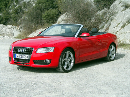 Audi A5/S5 Cabriolet: Striptease in 15 Sekunden