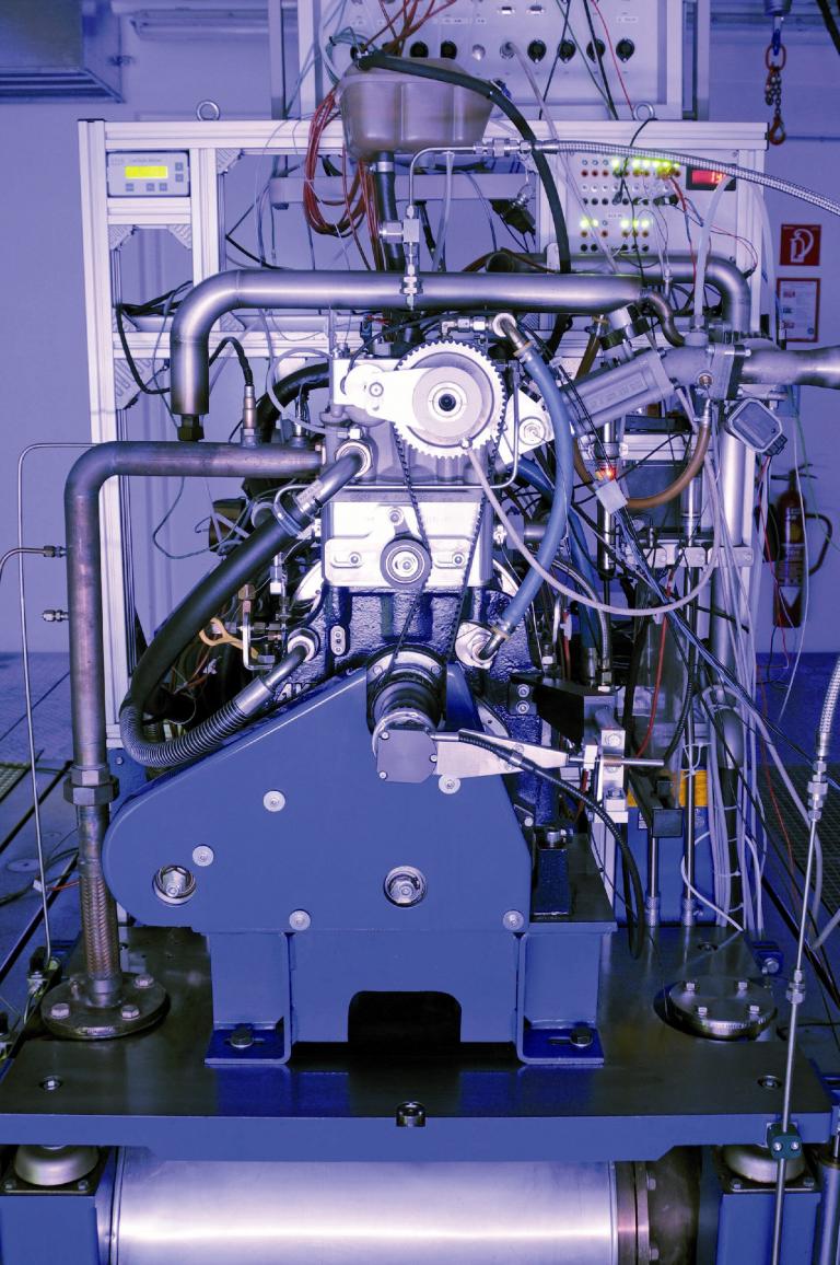 BMW entwickelt neuen Wasserstoff-Motor    