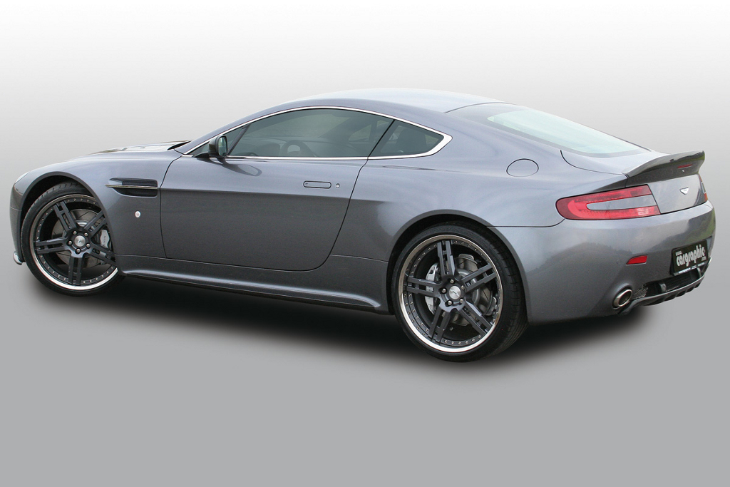 Cargraphic veredelt Aston Martin V8 Vantage 420 