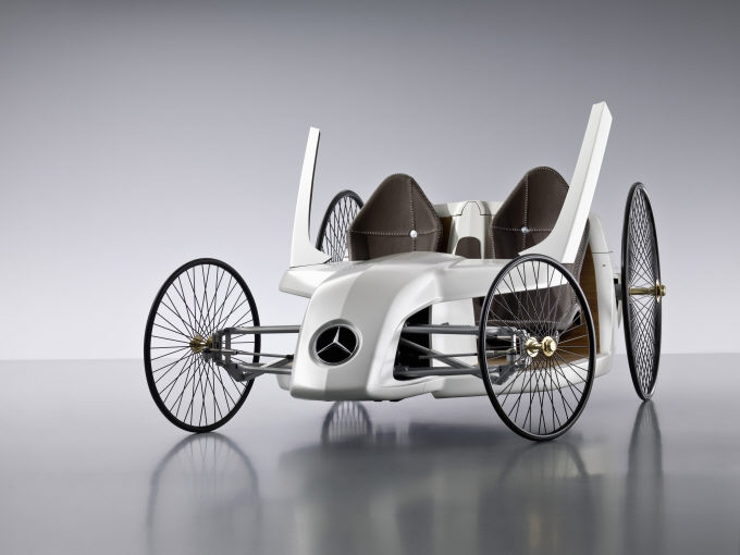 Daimler-Azubis bauen Brennstoffzellen-Roadster 