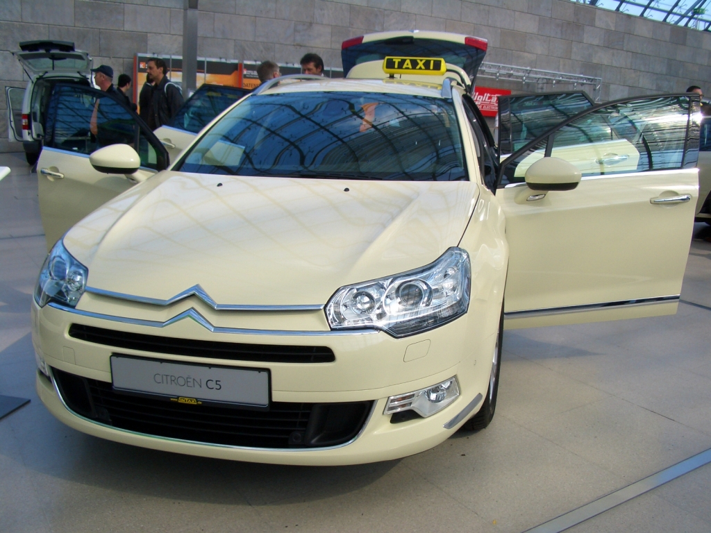 Die Fahrgäste sollen wieder mehr Vertrauen ins Taxifahren bekommen.