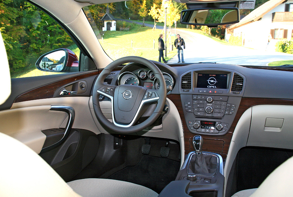 Fahrbericht Opel Insignia V6 4x4 Cosmo: Mit Spaßtaste