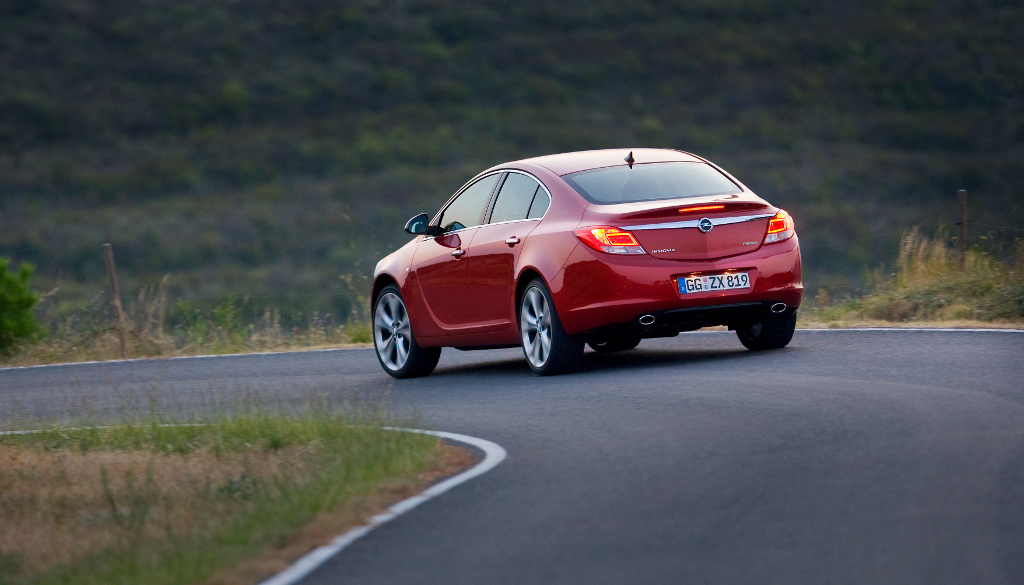 Fahrbericht Opel Insignia V6 4x4 Cosmo: Mit Spaßtaste