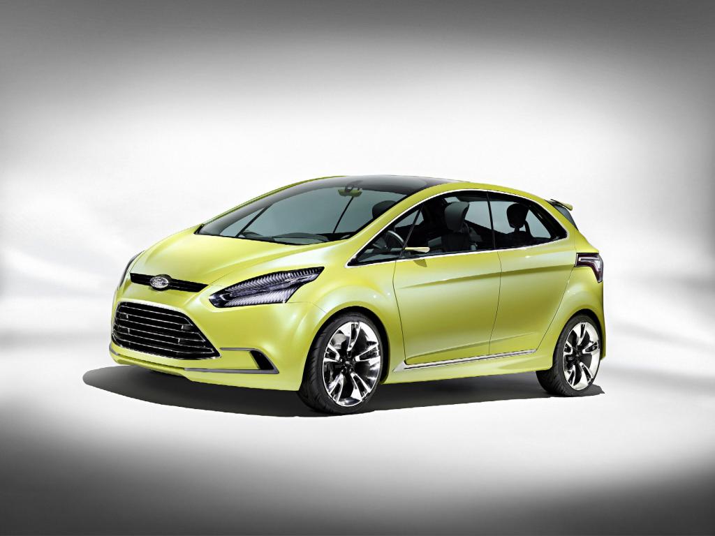 Ford zeigt Kompakt-Van-Studie und neue Sparmotoren 