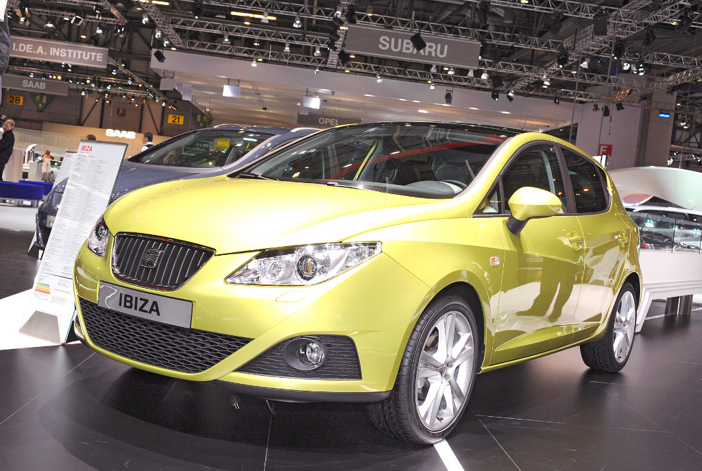Genf 2009: Der alte A4 Avant lebt als Seat Exeo ST weiter