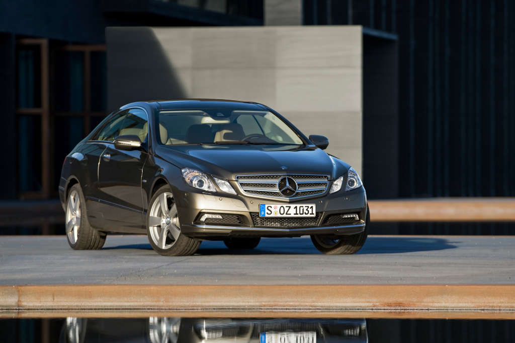 Genf 2009: Mercedes-Benz E Coupé strömungsgünstigstes Serienauto