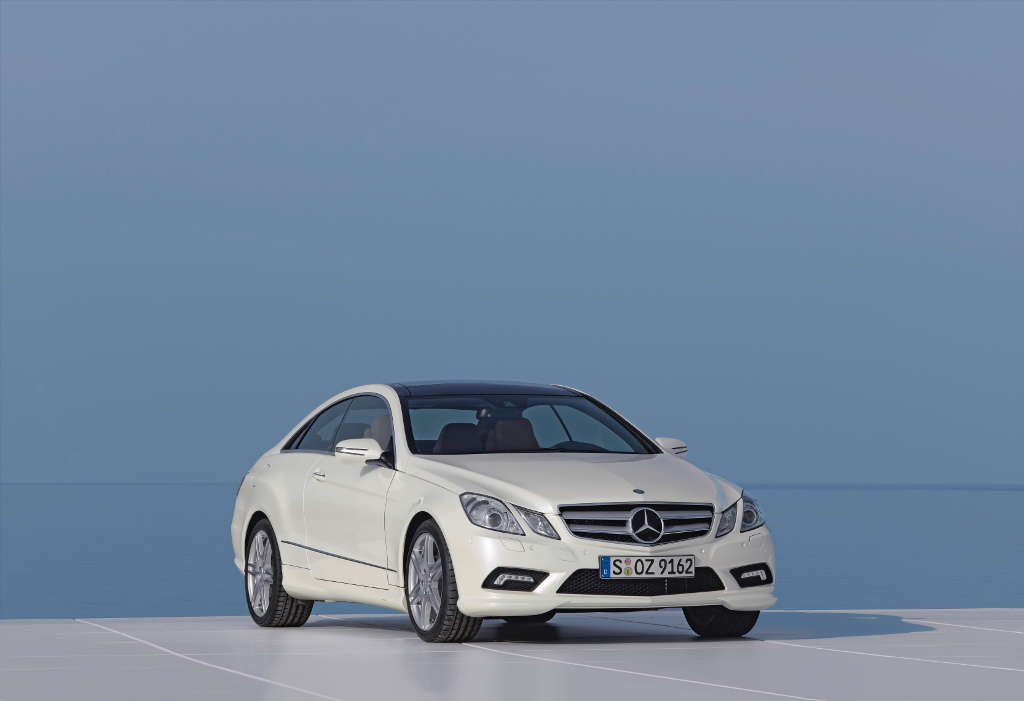 Genf 2009: Mercedes-Benz E Coupé strömungsgünstigstes Serienauto