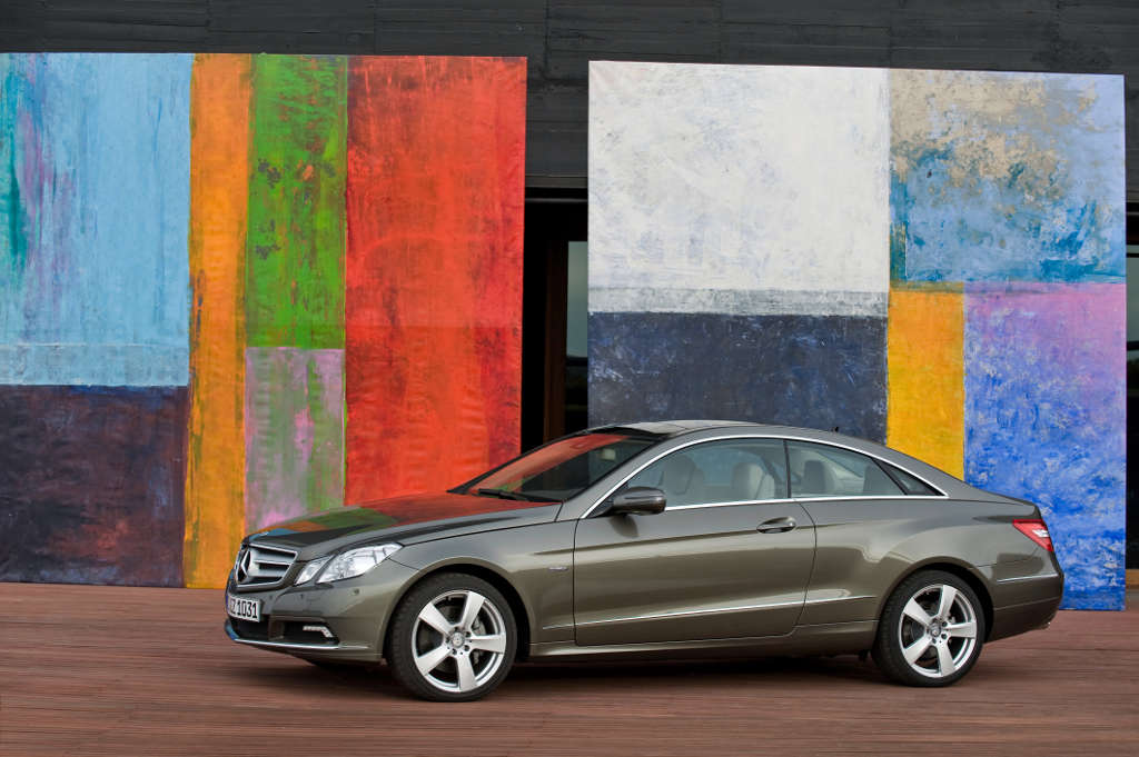 Genf 2009: Mercedes-Benz E Coupé strömungsgünstigstes Serienauto