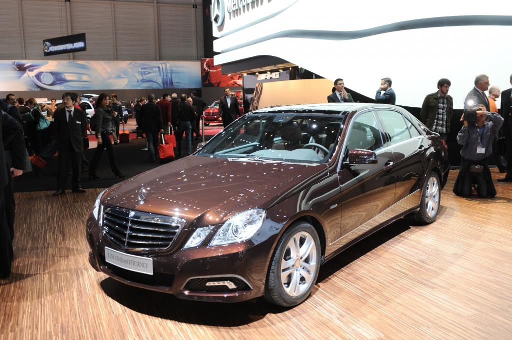 Genf 2009: Mercedes-Benz setzt große Hoffungen auf die E-Klasse