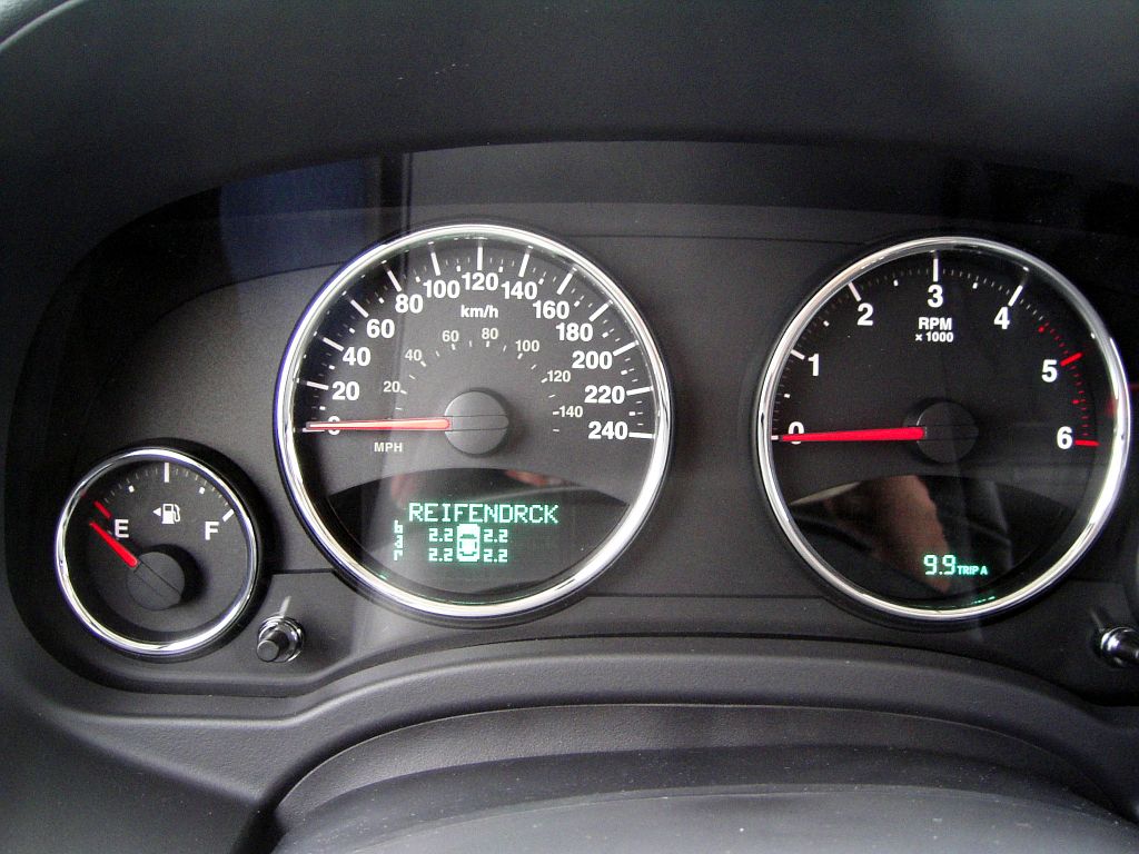 Jeep Patriot: Mit dem Navi zur Autogas-Tanke