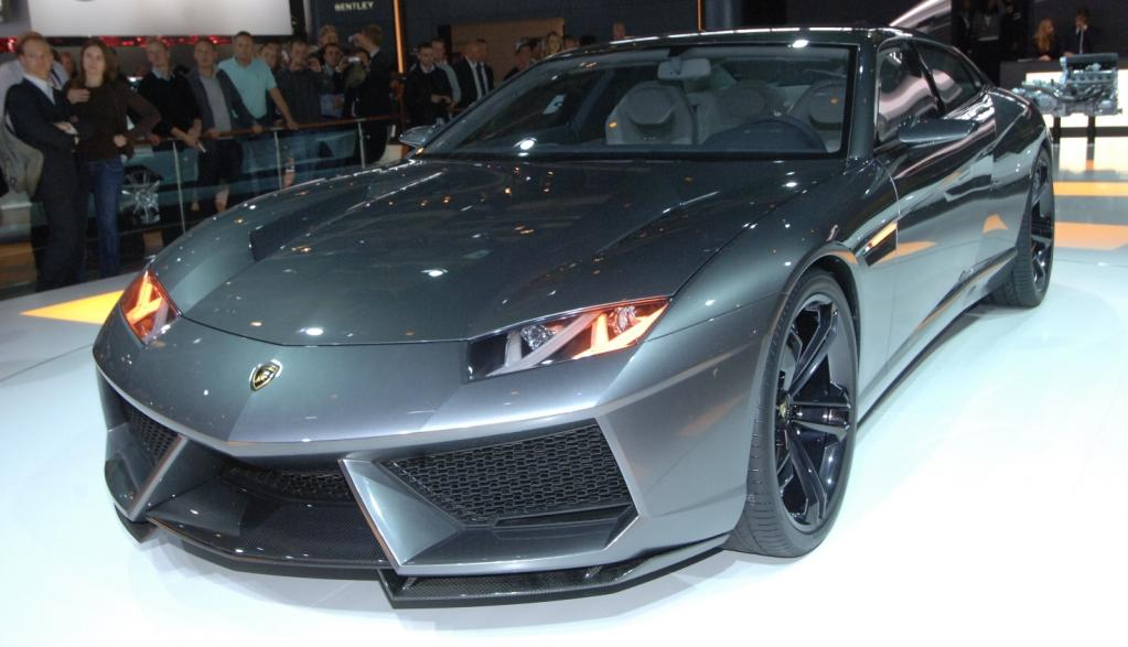 Lamborghini hat noch nicht über den Estoque entschieden