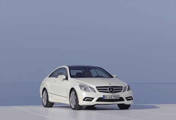 Mercedes E-Klasse Coupé startet in Bremen 